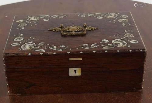 19TH-CENTURY ROSEWOOD & MOTHER O'PEARL BOX