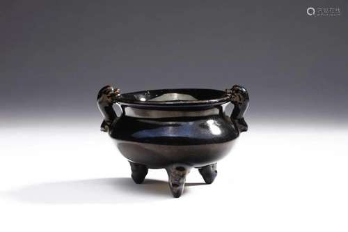 Arte Cinese A blackware ding censer China Song.