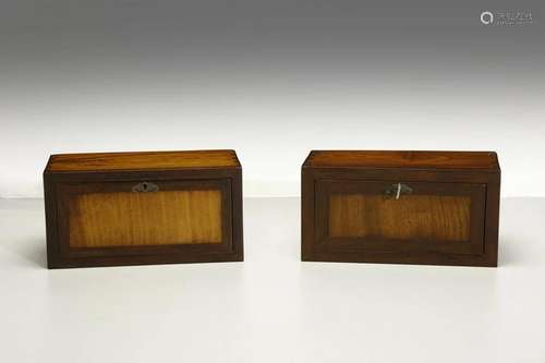 Arte Cinese A pair of huanghuali boxes China, Qing