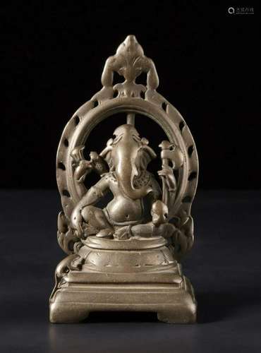 Arte Indiana A bronze figure of Ganesh