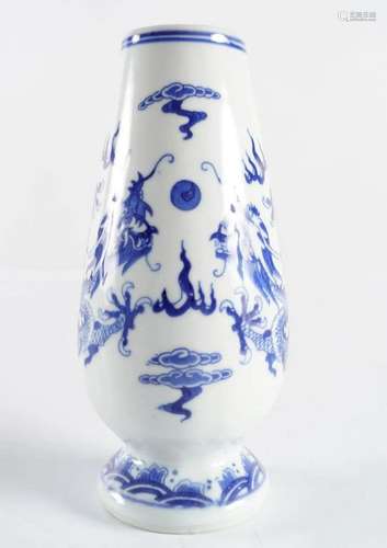 CHINESE QING BLUE AND WHITE VASE