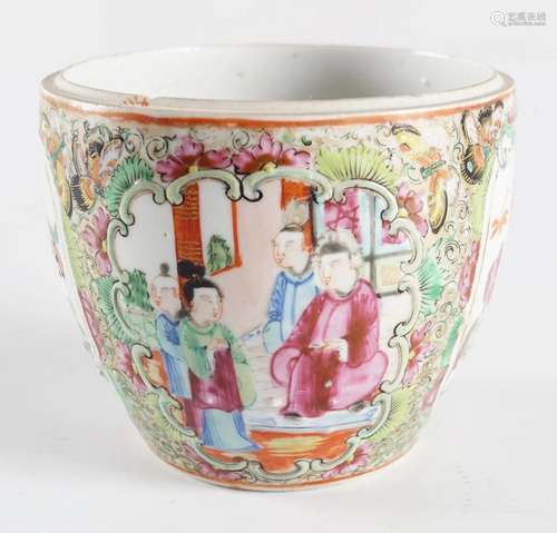 CHINESE QING FAMILLE ROSE BOWL