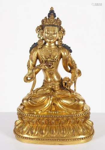 15TH/18TH CENTURY SINO TIBETAN GILT BRONZE BUDDHA