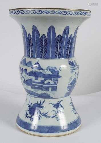 LARGE 18TH/19TH-CENTURY CHINESE VASE