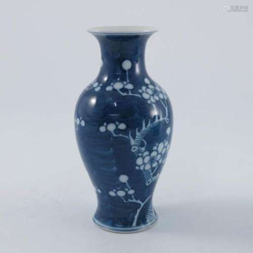 A Chinese blue and white vase, shouldere