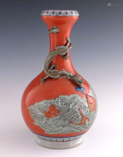 A 19th Century oriental baluster vase, t