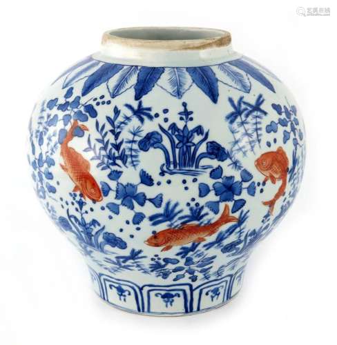 A Chinese blue and white vase, 19th Cent