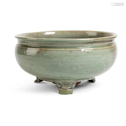 LONGQUAN CELADON-GLAZED TRIPOD CENSER MING DYNASTY,