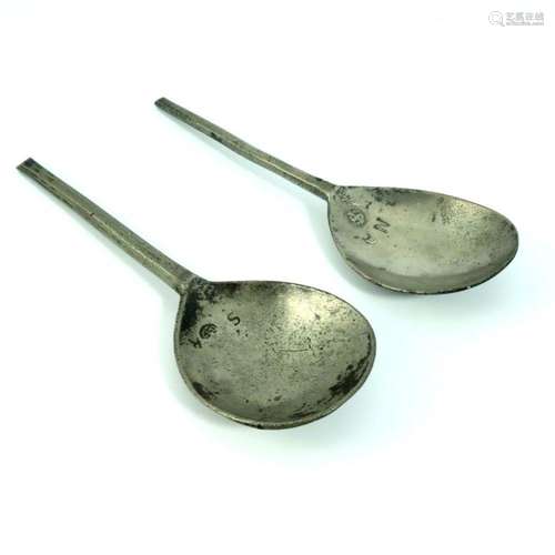 A 16th century pewter slip top spoon, to