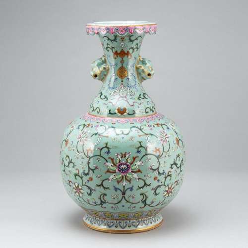 Vase, China