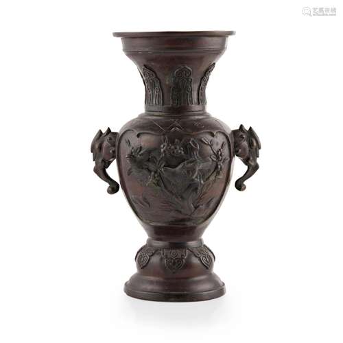 JAPANESE BRONZE VASE MEIJI PERIOD