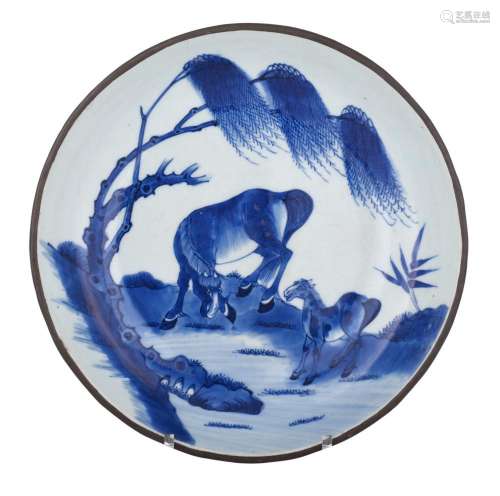 A Chinese blue and white plate, Yongzheng period (18hC), ø 2...