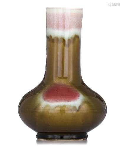 A Chinese flambé-glazed bottle vase, H 29,5 cm