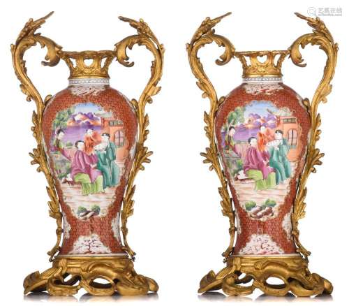 A pair of vases with Mandarin pattern, European porcelain co...