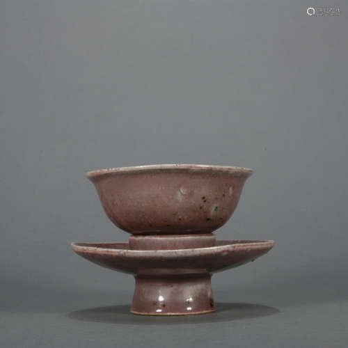 A peachbloom-glazed teacup