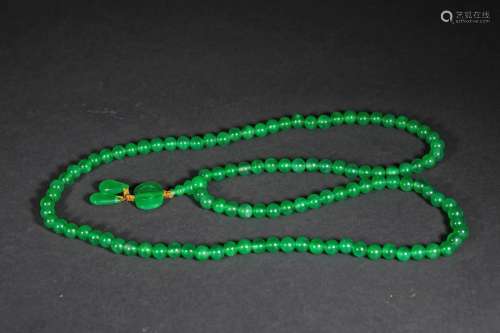 A Jadeite Jade Necklace