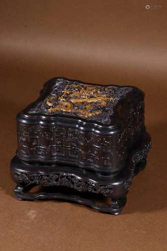 A Carved Zitan Dragon Pattern Box