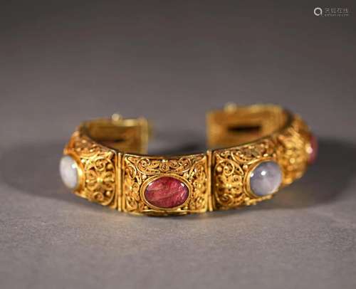 A Gold with Precious Stones Inlay Bracelet