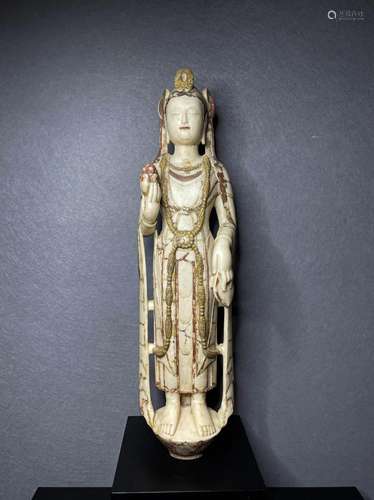 A Carved HanBai Jade Buddha Statue