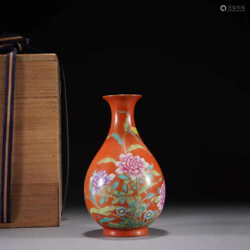 Coral-Red Glaze Peony Pear-Shape Vase