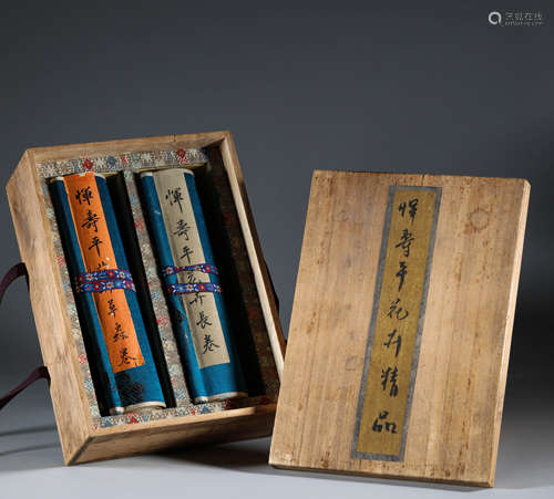 Yun Shouping, paper flowers, a pair of hand rolls