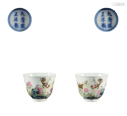 In the Qing Dynasty, there was a pair of pink flower and bir...