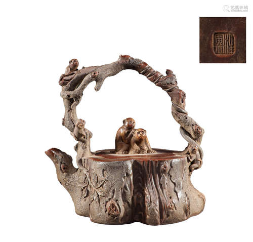 Purple clay pot in Qing Dynasty