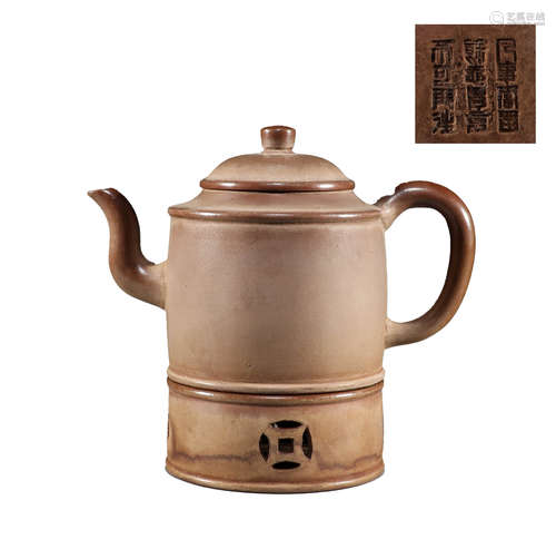 Purple clay pot in Qing Dynasty