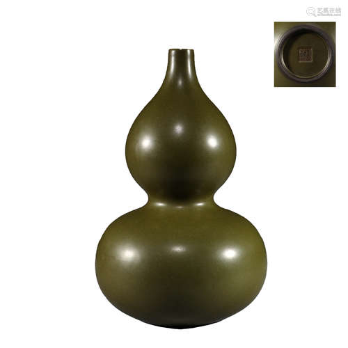 Qing Dynasty, gourd bottle with tea powder