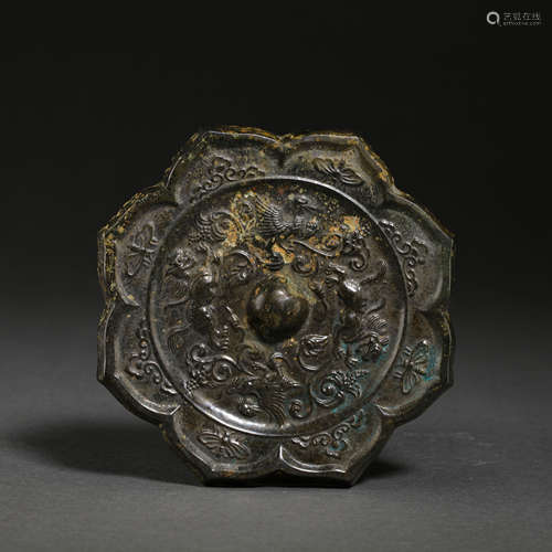 CHINESE TANG DYNASTY BRONZE MIRROR