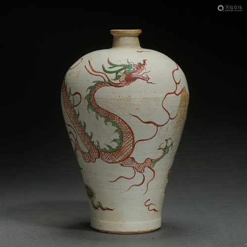 CHINESE YUAN DYNASTY UNDERGLAZE RED PLUM VASE WITH RED DRAGO...