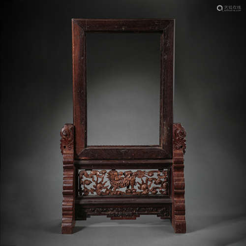 CHINESE QING DYNASTY RED SANDALWOOD FRAME