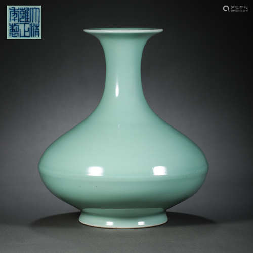 LONG-NECKED FLASK, THE YONGZHENG PERIOD OF THE QING DYNASTY ...