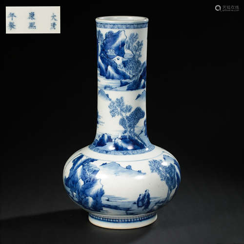 CHINESE QING DYNASTY BLUE AND WHITE FLASK