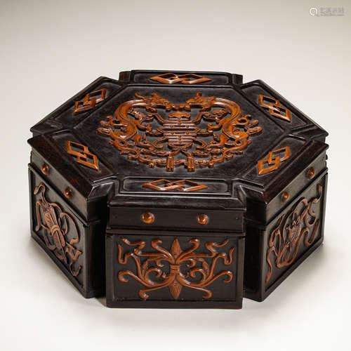 CHINESE QING DYNASTY RED SANDALWOOD AND BOXWOOD BOX