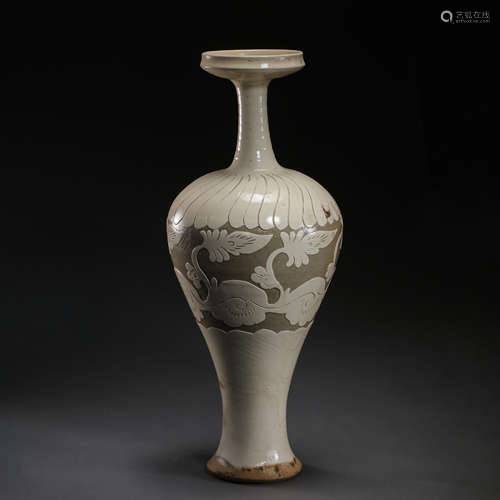 CHINA'S FIVE DYNASTIES, CIZHOU WARE FLAT MOUTH VASE