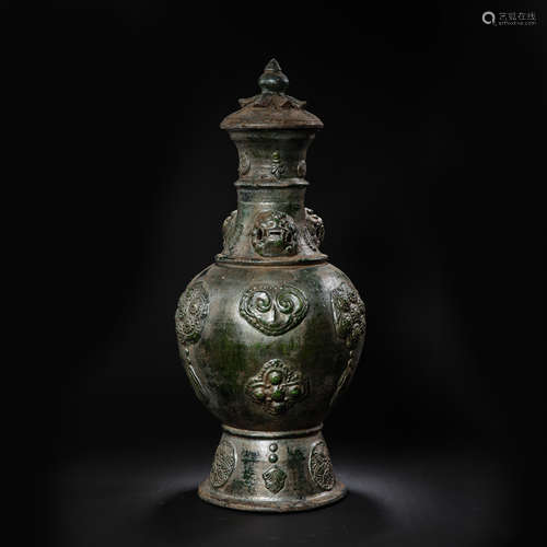 CHINESE FIVE DYNASTIES GREEN GLAZED VASE