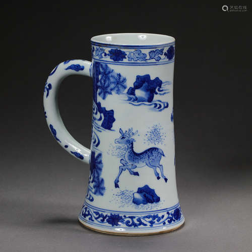 CHINESE QING DYNASTY BLUE AND WHITE HIGH CUP WITH A HANDLE