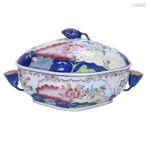CHINESE SOUP TUREEN, 20TH CENTURY