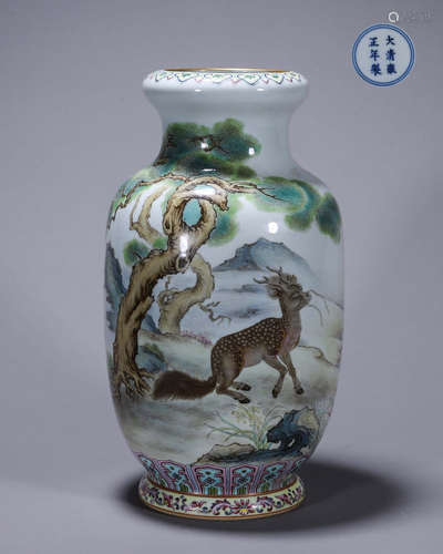 A famille rose beast porcelain vase