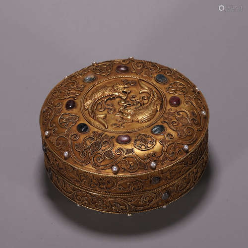 A gilding copper gem-inlaid covered jar