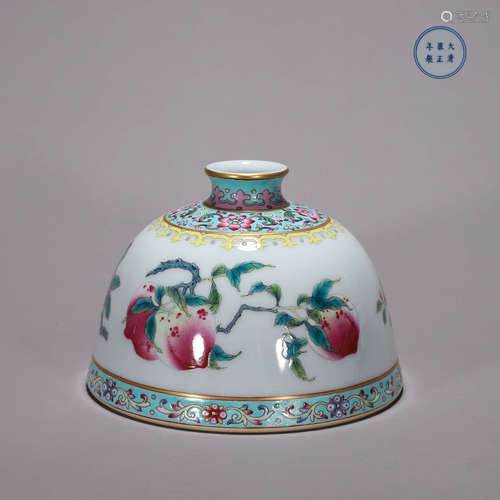 A famille rose fruit porcelain zun