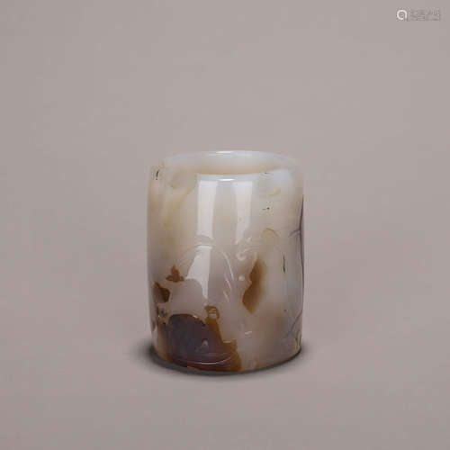 An agate brush pot