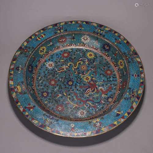 A flower patterned cloisonne plate