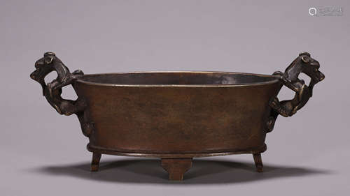 A copper censer with chi dragon-shaped ears