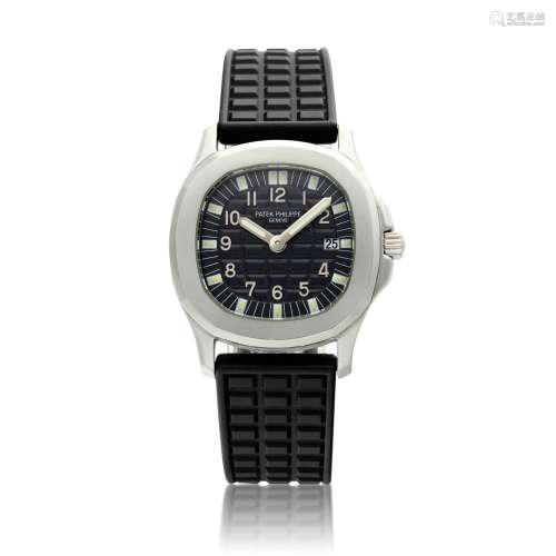 Reference 4960 Aquanaut, A lady's stainless steel wristwatch...
