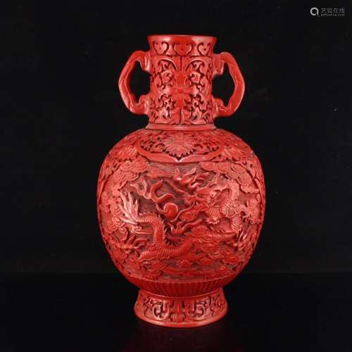 Vintage Chinese Red Lacquerware Lucky Dragon Design Vase