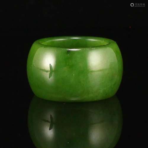 Chinese Natural Green Hetian Jade Thumb Ring