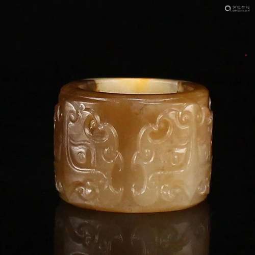 Chinese Natural Hetian Jade Low Relief Thumb Ring