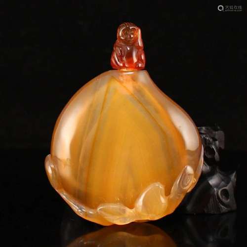 Chinese Yellow Agate Monkey & Peach Snuff Bottle